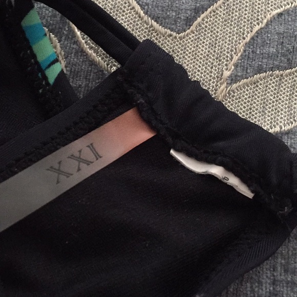 High-Neck Bikini Top - Picture 3 of 3